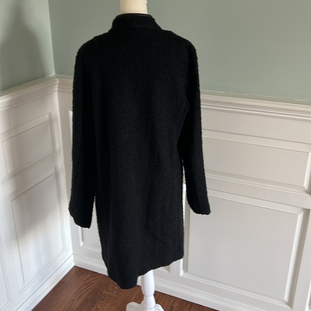 Eileen Fisher black wool boucle jacketed with leather trim - Picture 2 of 7
